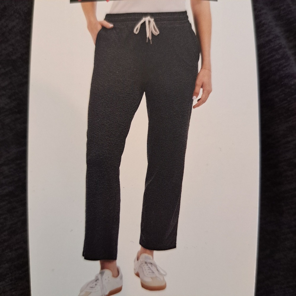 Kirkland Ladies Pants XL Gray NWT Crop Drawstring 1700-182